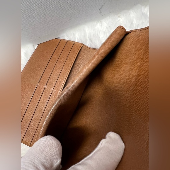 LOUIS VUITTON- MI0941 Monogram Canvas Full Wallet - Picture 3 of 10